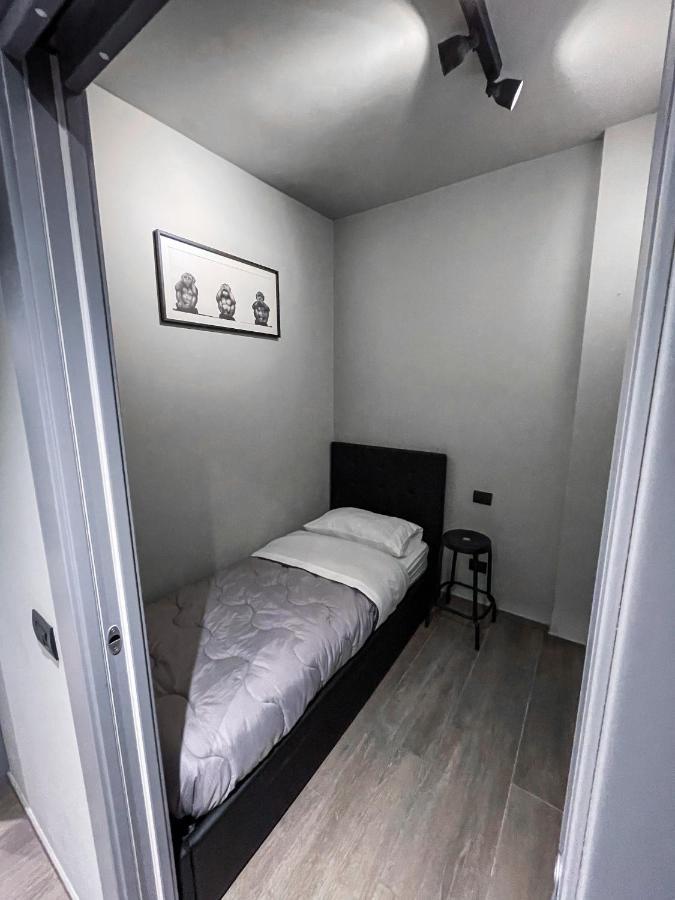 شقة Bubi House Moscova ميلان المظهر الخارجي الصورة